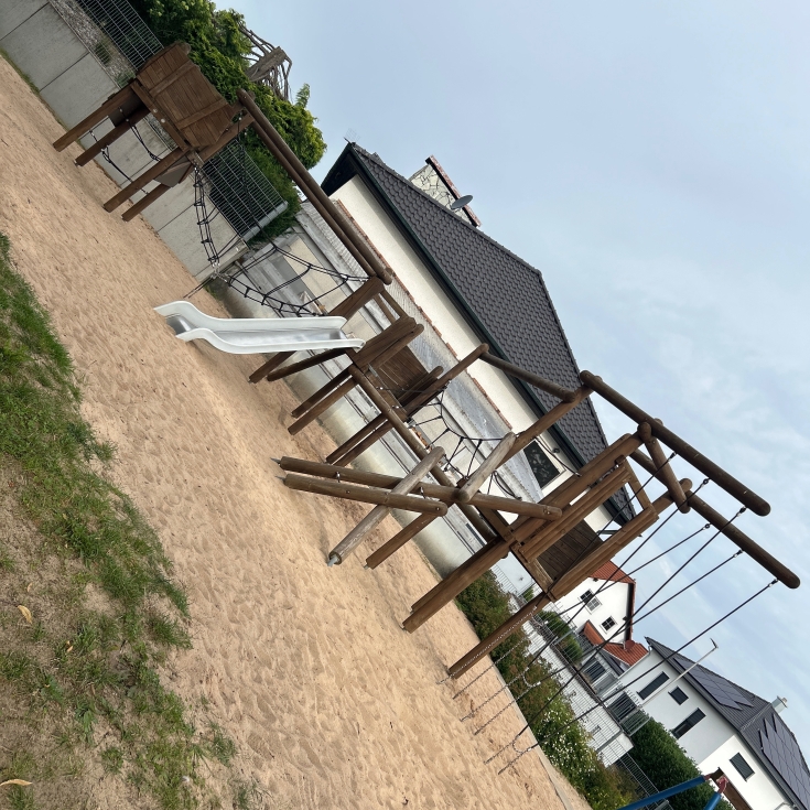 Bild zum Spielplatz Waldstraße / Zum Sportplatz