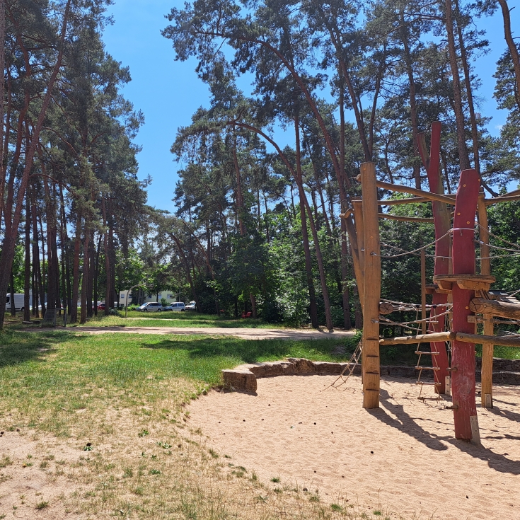 Bild 3: Spielplatz Würzburger Ring