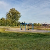 Bild vom Spielplatz anzeigen.