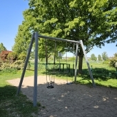 Bild vom Spielplatz anzeigen.