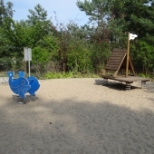 Bild vom Spielplatz anzeigen.