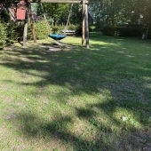 Bild vom Spielplatz anzeigen.