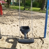 Bild vom Spielplatz anzeigen.