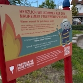 Bild vom Spielplatz anzeigen.