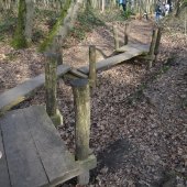 Bild vom Spielplatz anzeigen.