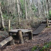 Bild vom Spielplatz anzeigen.