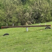 Bild vom Spielplatz anzeigen.