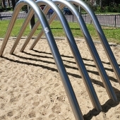 Bild vom Spielplatz anzeigen.