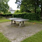 Bild vom Spielplatz anzeigen.