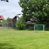 Bild vom Spielplatz anzeigen.