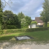Bild vom Spielplatz anzeigen.