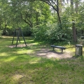 Bild vom Spielplatz anzeigen.