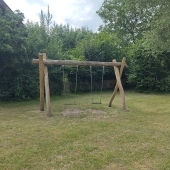 Bild vom Spielplatz anzeigen.