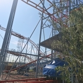 Bild vom Spielplatz anzeigen.