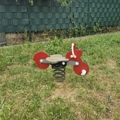 Bild vom Spielplatz anzeigen.