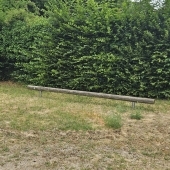 Bild vom Spielplatz anzeigen.