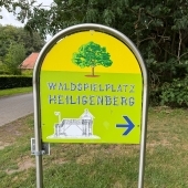 Bild vom Spielplatz anzeigen.