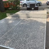 Bild vom Spielplatz anzeigen.