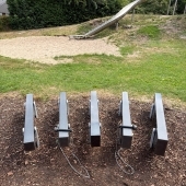 Bild vom Spielplatz anzeigen.