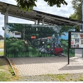 Bild vom Spielplatz anzeigen.