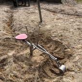 Bild vom Spielplatz anzeigen.