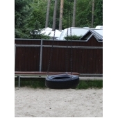 Bild vom Spielplatz anzeigen.