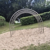 Bild vom Spielplatz anzeigen.