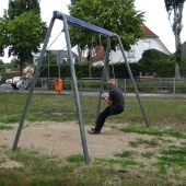 Bild vom Spielplatz anzeigen.