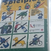 Bild vom Spielplatz anzeigen.