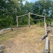 Bild vom Spielplatz anzeigen.