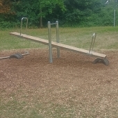 Bild vom Spielplatz anzeigen.
