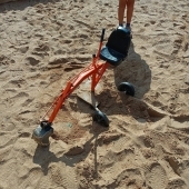 Bild vom Spielplatz anzeigen.
