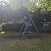 Bild vom Spielplatz anzeigen.