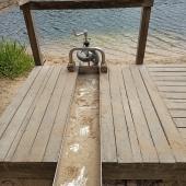 Bild vom Spielplatz anzeigen.