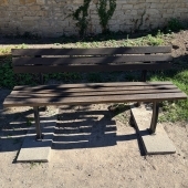 Bild vom Spielplatz anzeigen.