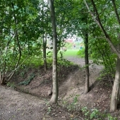 Bild vom Spielplatz anzeigen.