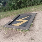 Bild vom Spielplatz anzeigen.