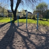 Bild vom Spielplatz anzeigen.