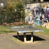Bild vom Spielplatz anzeigen.