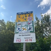 Bild vom Spielplatz anzeigen.