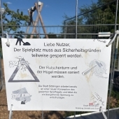 Bild vom Spielplatz anzeigen.