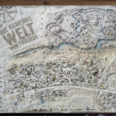 Bild vom Spielplatz anzeigen.