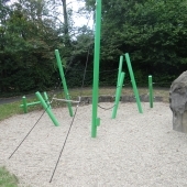 Bild vom Spielplatz anzeigen.