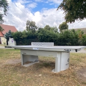 Bild vom Spielplatz anzeigen.