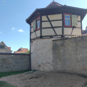 Bild vom Spielplatz anzeigen.