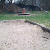 Bild vom Spielplatz anzeigen.