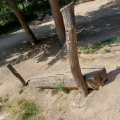 Bild vom Spielplatz anzeigen.