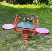 Bild vom Spielplatz anzeigen.