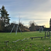 Bild vom Spielplatz anzeigen.