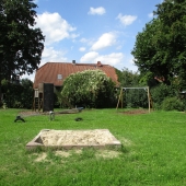 Bild vom Spielplatz anzeigen.